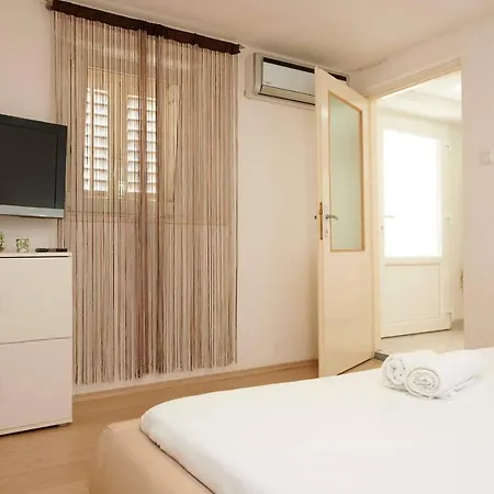 Lea Apartment