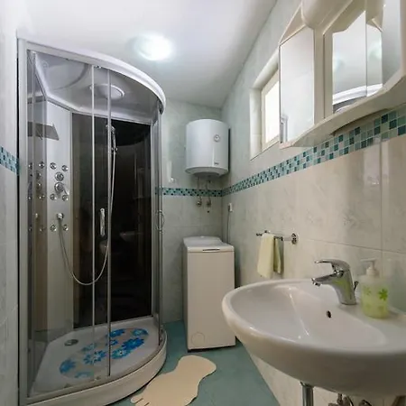 Lea Apartment